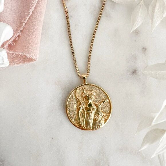 Artemis Medallion Pendant Necklace in Gold on a Box Chain - Picture 7 of 8